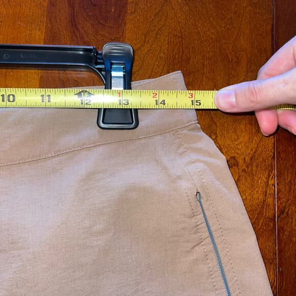 L.L. Bean Womens Dark‎ Khaki Outdoor Hiking Stretch Fitted Capris Size 8 reg - Picture 8 of 12